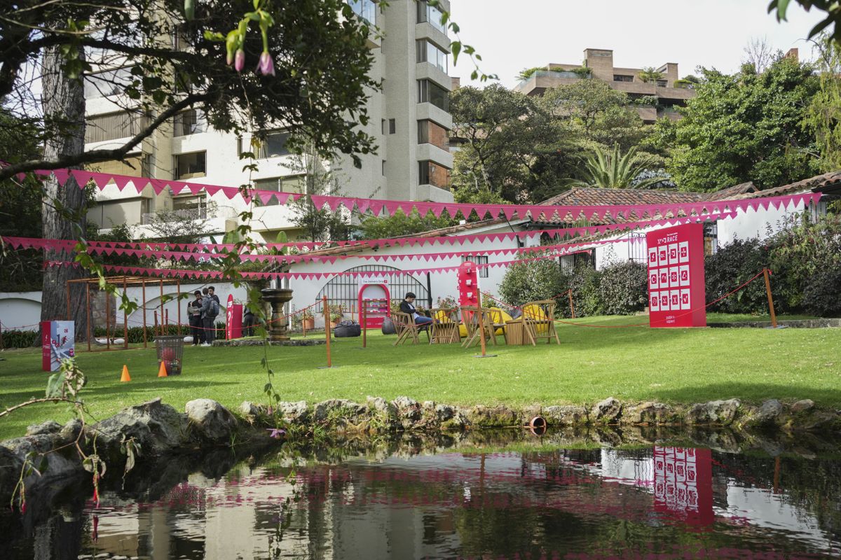 Montaje de evento al aire libre