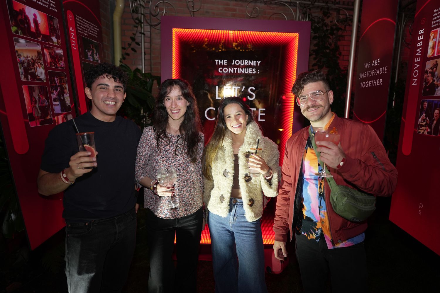 Invitados en la entrada de un lanzamiento